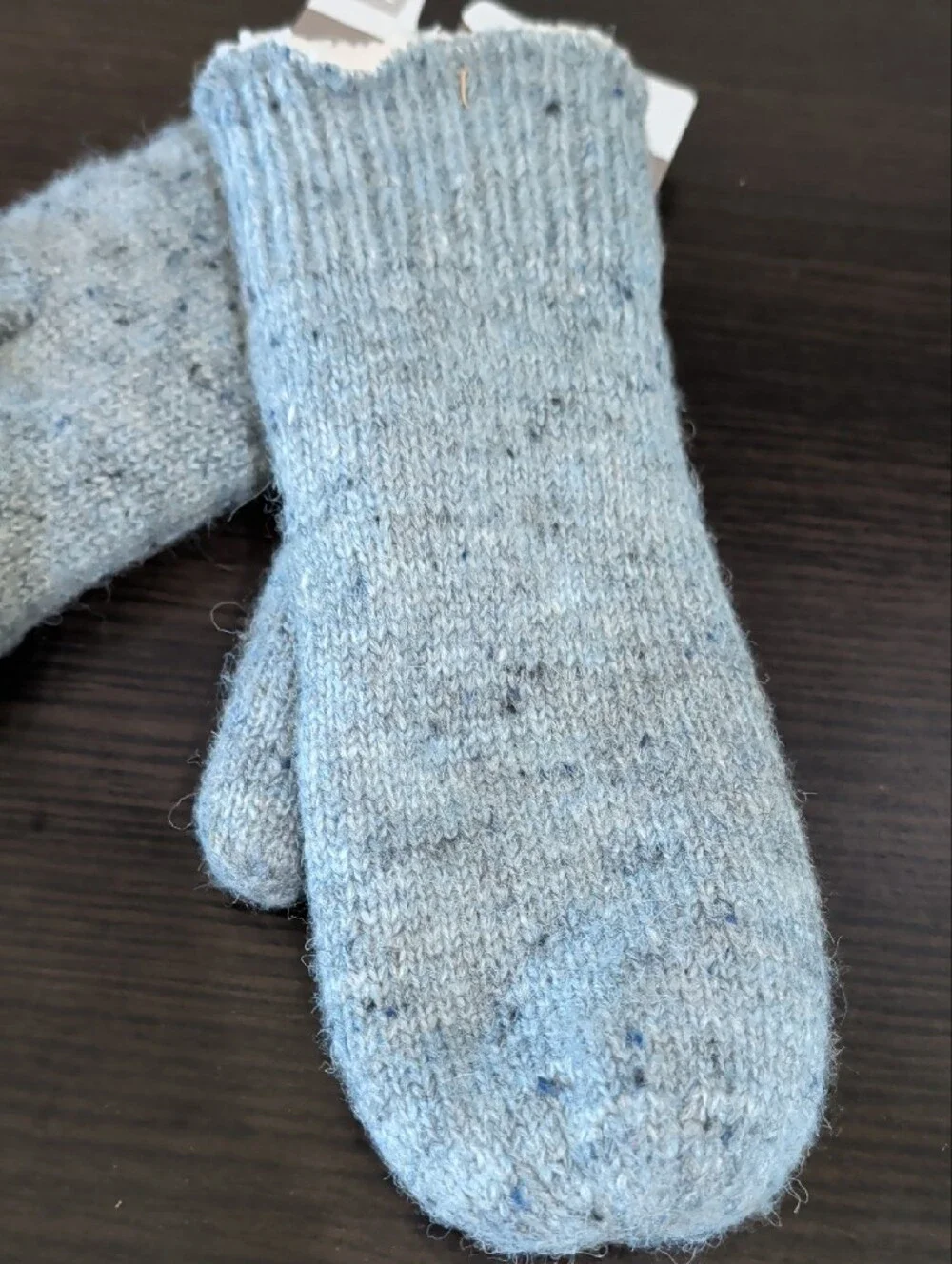 Isotoner Light Blue Flecked Knit Mittens